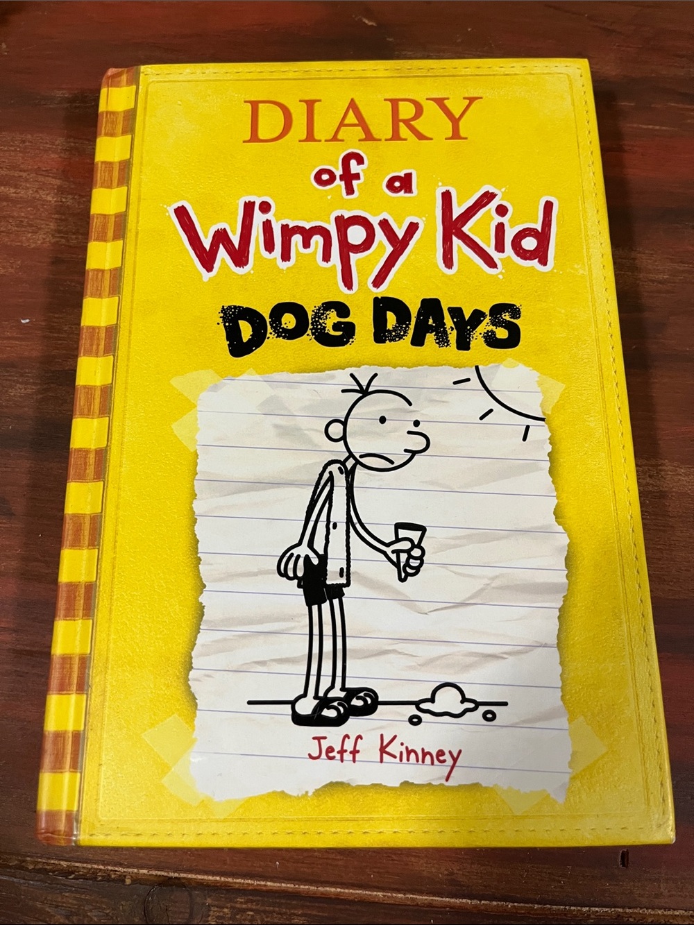 Diary of a Wimpy Kid: Dog Days - Yellow Hardcover